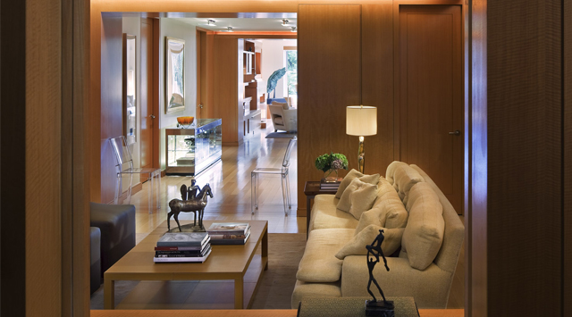 Fifth Avenue Art House 4 - Bar/Sitting Area