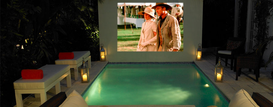 221 SS Pool - poolside